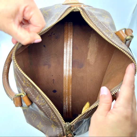 Louis Vuitton Bag - Picture 15 of 16